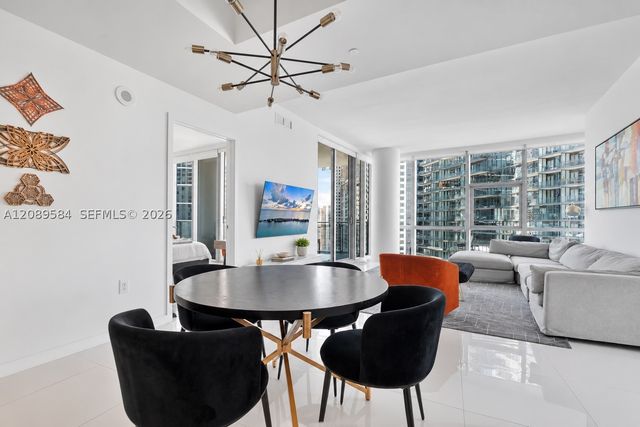 851 NE 1st Ave 1712, Miami, FL 33132