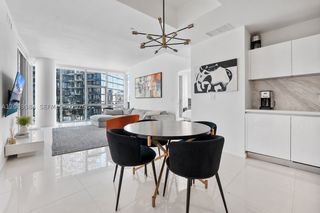 851 NE 1st Ave 1712, Miami, FL 33132