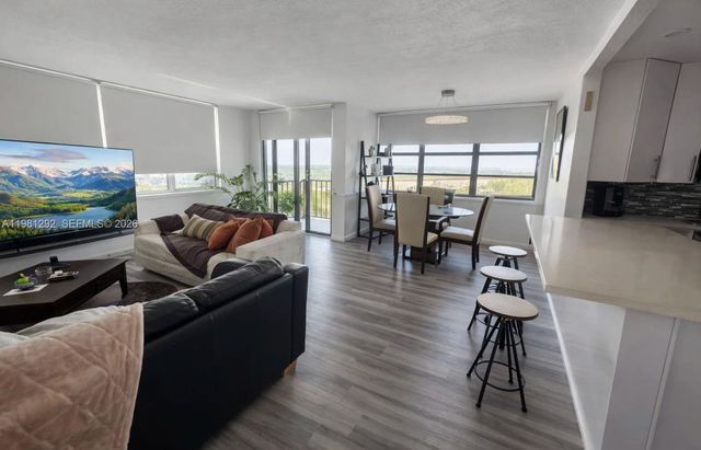 2750 NE 183rd St 2103, Aventura, FL 33160