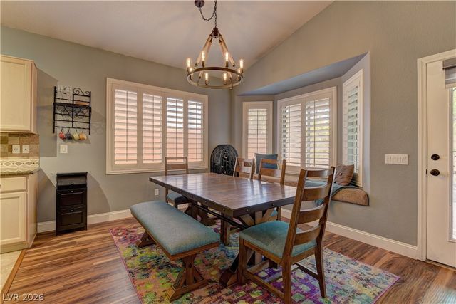 8025 Painted Clay Avenue, Las Vegas, NV 89128