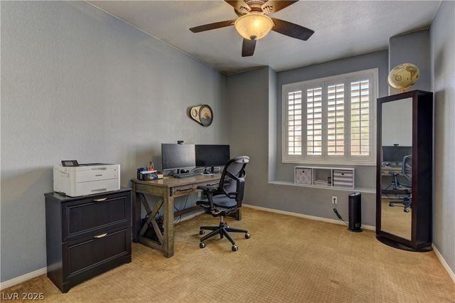 8025 Painted Clay Avenue, Las Vegas, NV 89128