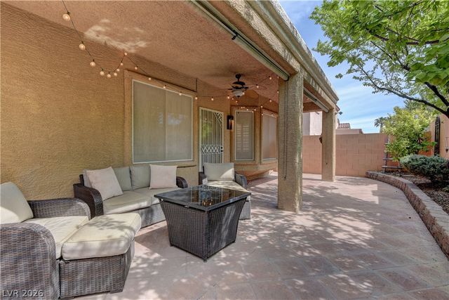 8025 Painted Clay Avenue, Las Vegas, NV 89128