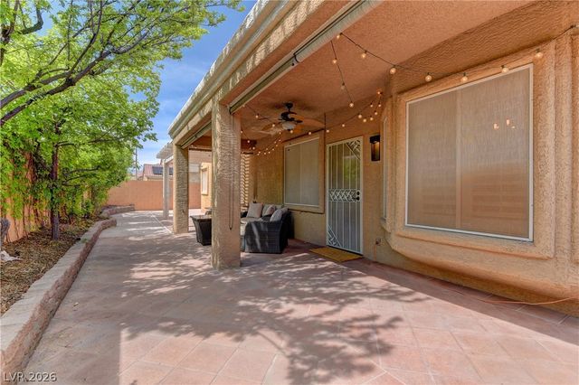 8025 Painted Clay Avenue, Las Vegas, NV 89128