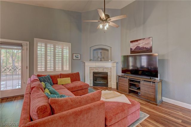 8025 Painted Clay Avenue, Las Vegas, NV 89128