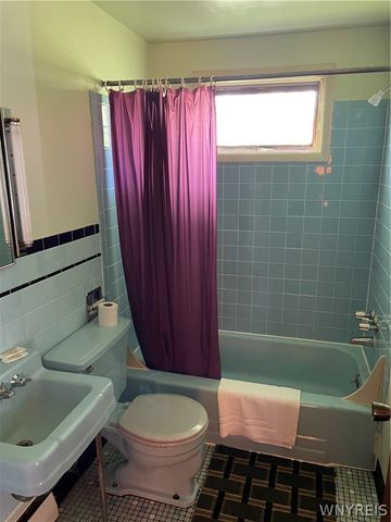 1650 & 1630 Southwestern Boulevard, West Seneca, NY 14224