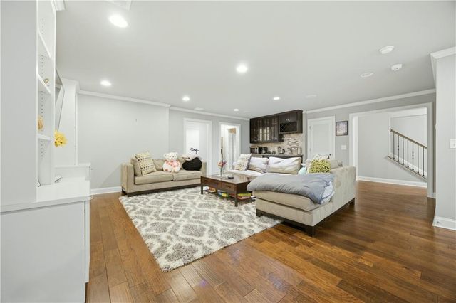 518 Shadow Hawk, Milton, GA 30004