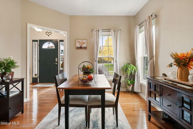 9 Willis Way, Malta, NY 12020