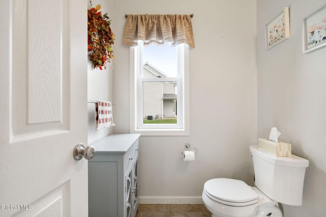 9 Willis Way, Malta, NY 12020