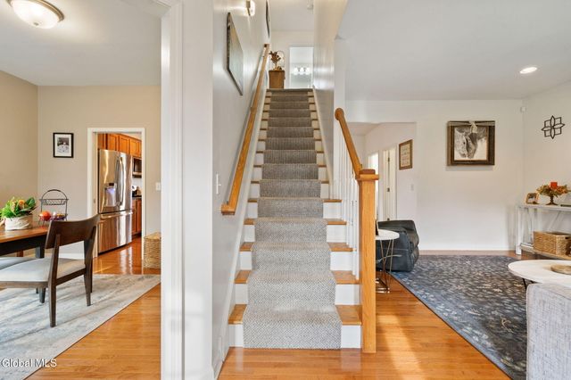 9 Willis Way, Malta, NY 12020