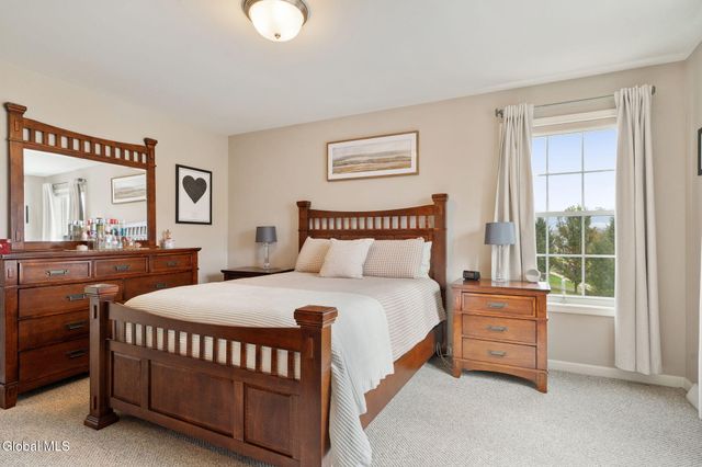 9 Willis Way, Malta, NY 12020