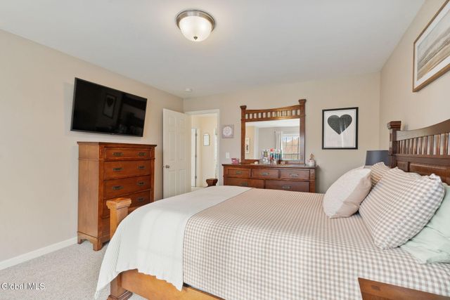 9 Willis Way, Malta, NY 12020