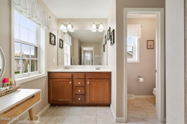 9 Willis Way, Malta, NY 12020