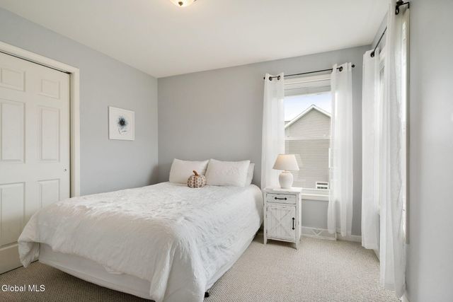 9 Willis Way, Malta, NY 12020