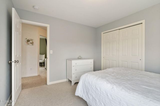 9 Willis Way, Malta, NY 12020