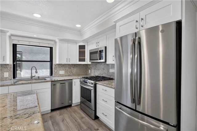 1221 N Sycamore 5, Los Angeles, CA 90038
