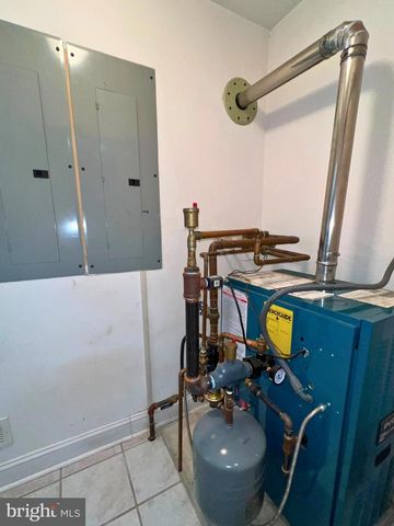 28701 EDGEMERE RD, Easton, MD 21601