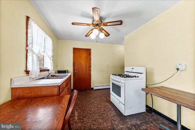258 WALKER RD, Landenberg, PA 19350