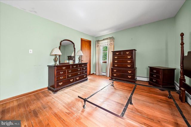 258 WALKER RD, Landenberg, PA 19350