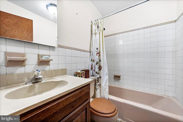 258 WALKER RD, Landenberg, PA 19350