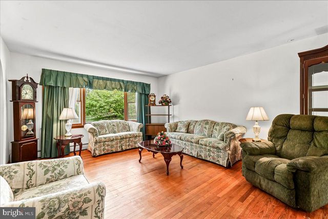 258 WALKER RD, Landenberg, PA 19350