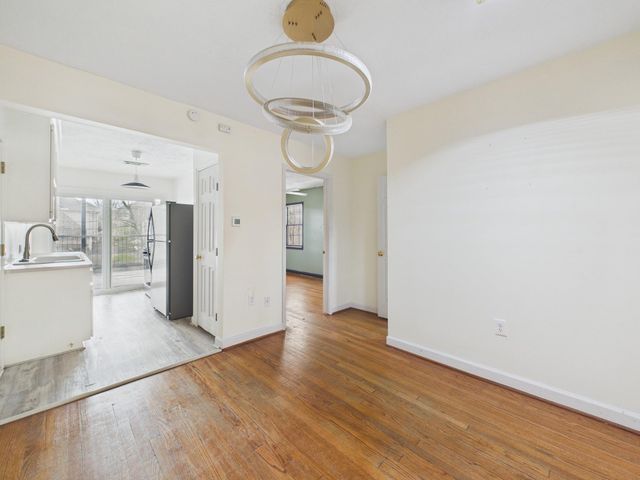 5110 Academy Street 4, Houston, TX 77005