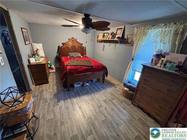 3 TRIBE Lane, Wind Gap Boro, PA 18091