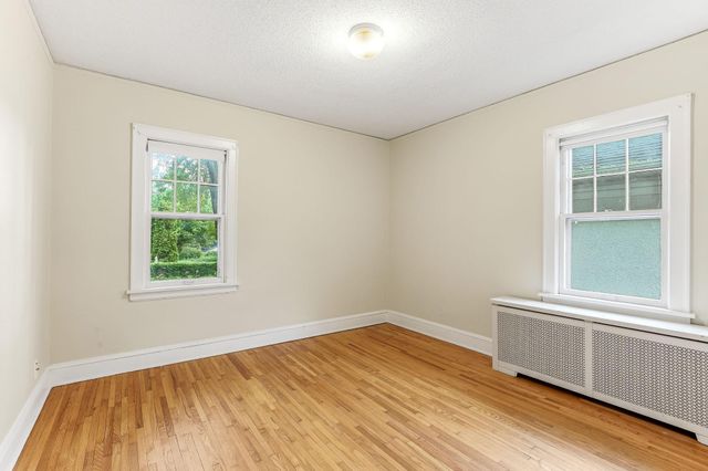 75 Cleveland Avenue S, Saint Paul, MN 55105