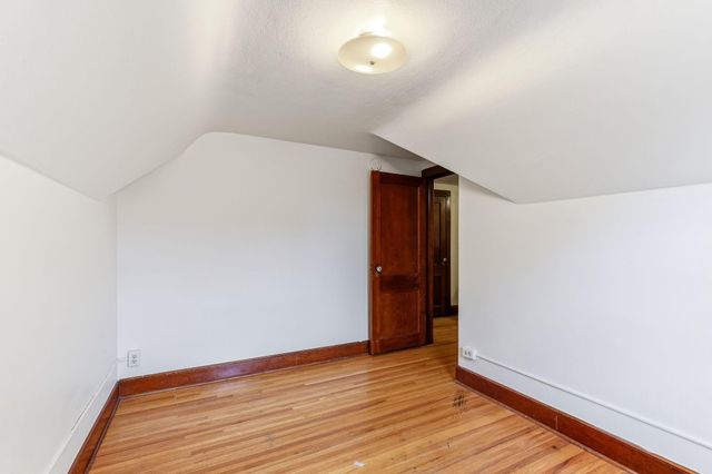 75 Cleveland Avenue S, Saint Paul, MN 55105