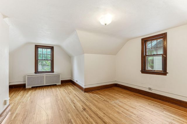 75 Cleveland Avenue S, Saint Paul, MN 55105