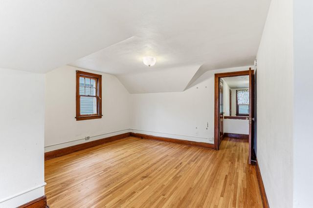 75 Cleveland Avenue S, Saint Paul, MN 55105