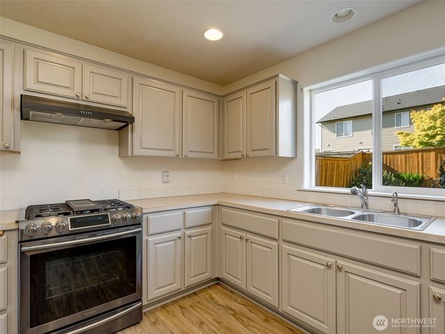 1312 NW 9th Way, Battle Ground, WA 98604