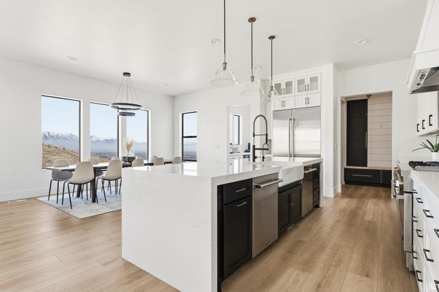 1109 W AUTUMN VIEW CIR, Lehi, UT 84048