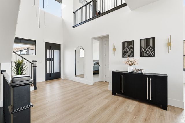 1109 W AUTUMN VIEW CIR, Lehi, UT 84048