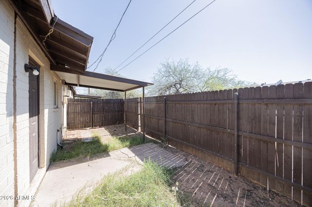 1915 N 26TH Place 7, Phoenix, AZ 85008