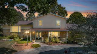 2762 N Harris Road, Ypsilanti, MI 48198