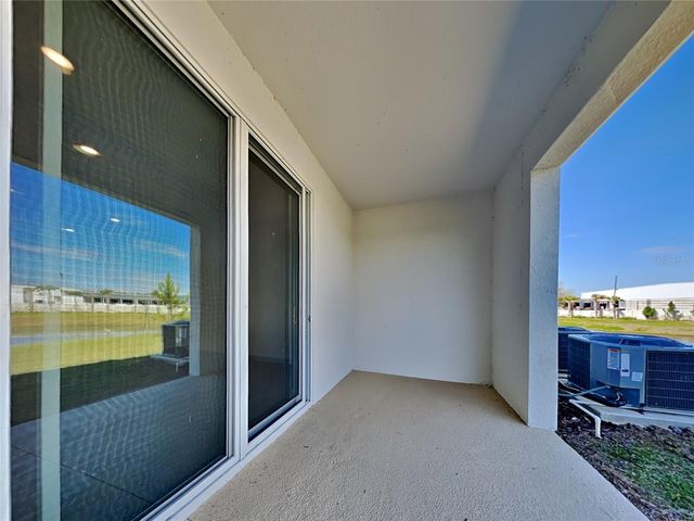 310 MANGROVE SHADE CIRCLE, Apollo Beach, FL 33572