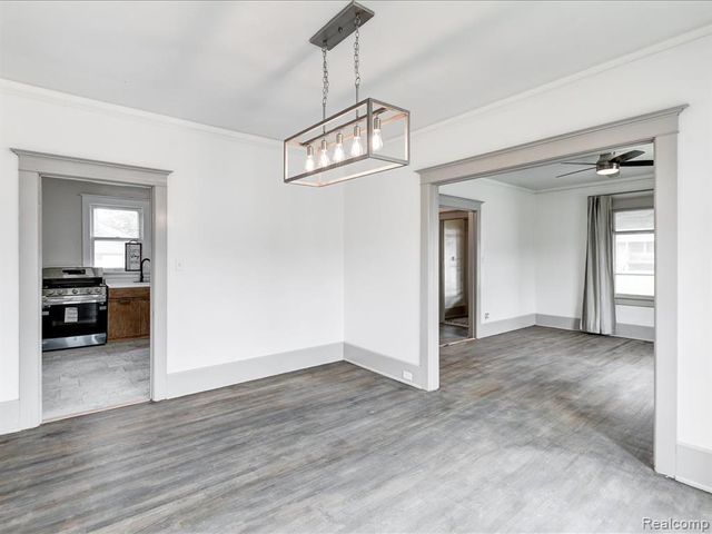 1102 Lapeer Avenue, Port Huron, MI 48060