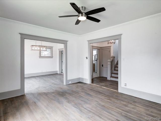 1102 Lapeer Avenue, Port Huron, MI 48060