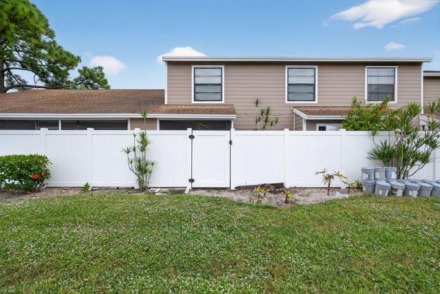 707 Stonewood Court 19c, Jupiter, FL 33458