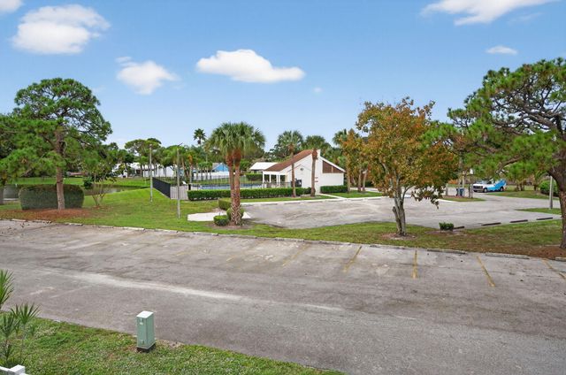 707 Stonewood Court 19c, Jupiter, FL 33458