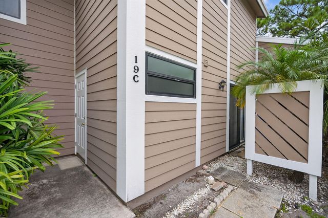 707 Stonewood Court 19c, Jupiter, FL 33458