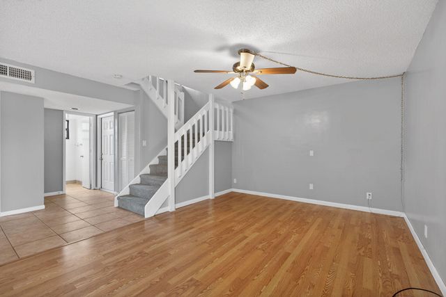 707 Stonewood Court 19c, Jupiter, FL 33458