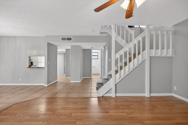 707 Stonewood Court 19c, Jupiter, FL 33458