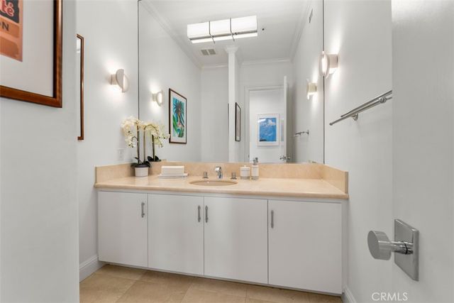 215 Poppy Avenue, Corona Del Mar, CA 92625
