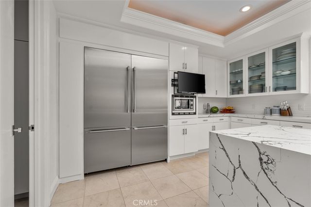 215 Poppy Avenue, Corona Del Mar, CA 92625