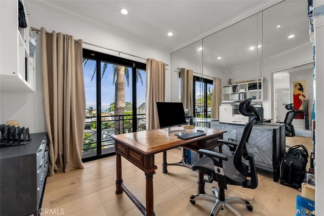 215 Poppy Avenue, Corona Del Mar, CA 92625