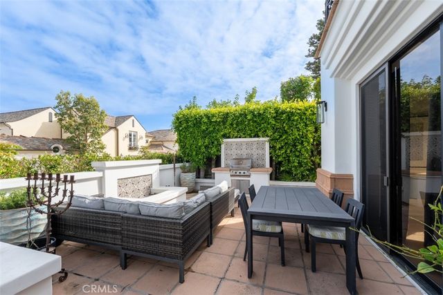 215 Poppy Avenue, Corona Del Mar, CA 92625