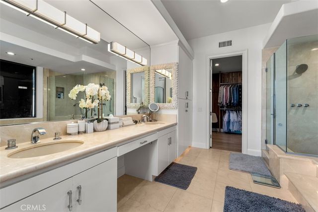 215 Poppy Avenue, Corona Del Mar, CA 92625