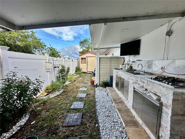 5259 NW 184th Ln 0, Miami Gardens, FL 33055