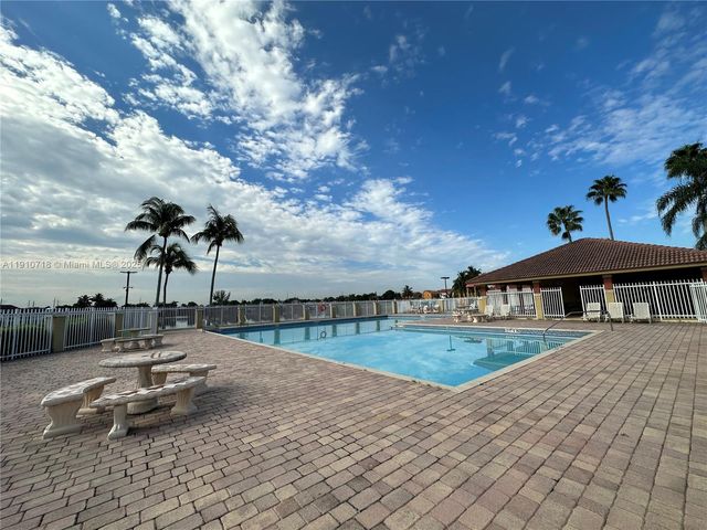 5259 NW 184th Ln 0, Miami Gardens, FL 33055